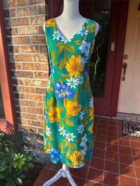 Sag Harbor Green Floral V-Neck Midi Dress with Yellow & Blue Blooms